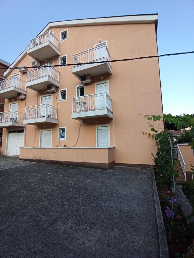 Apartments Parapid Будва Екстер'єр фото